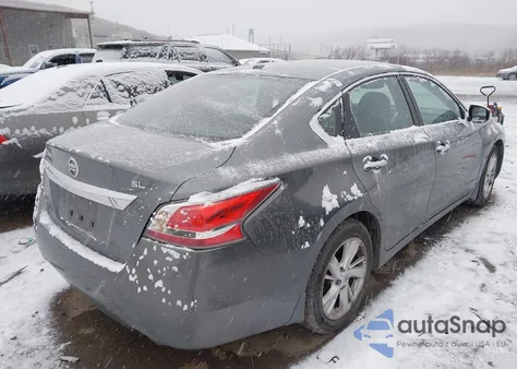 2015 Nissan Altima 2.5/2.5 S/2.5 Sl/2.5 Sv z USA, uszkodzony, nr VIN 1N4AL3AP0FC240123